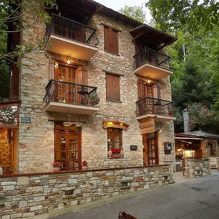 παλιός σταθμός Πανσιόν 4*