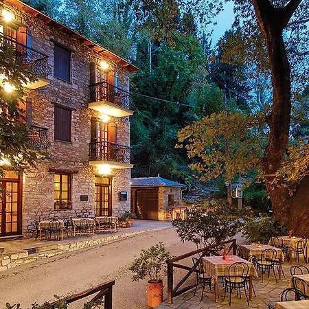 Palios Stathmos 招待所