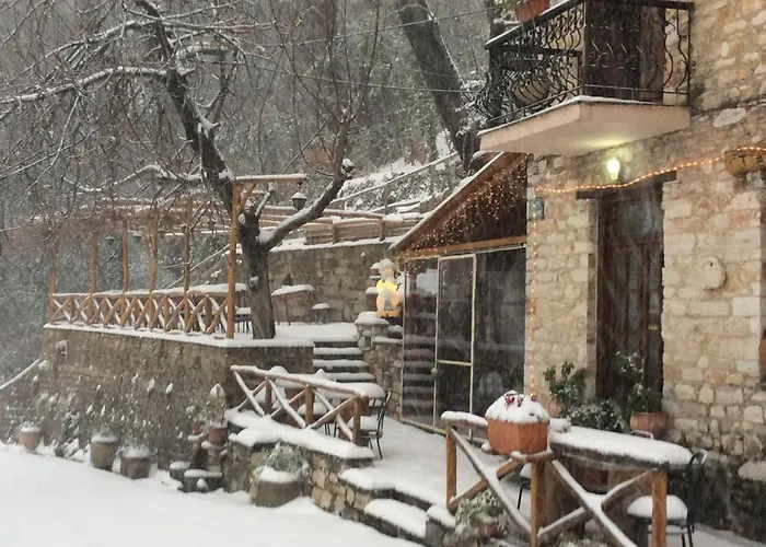 Palios Stathmos 4* Miléai