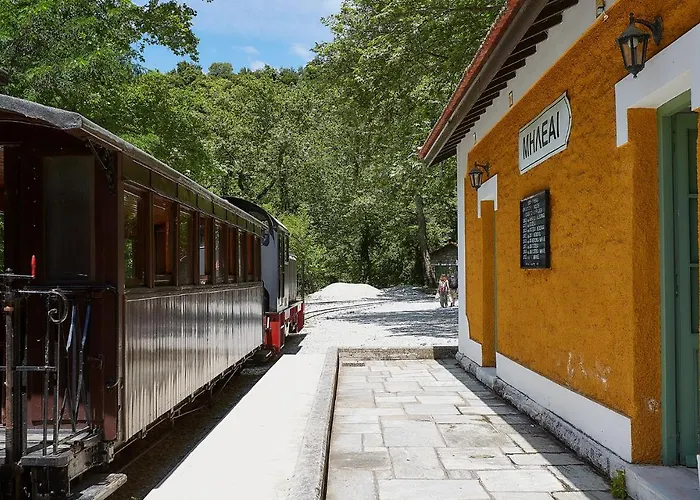 Palios Stathmos 4* Miléai