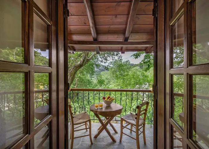 Palios Stathmos Pensiune