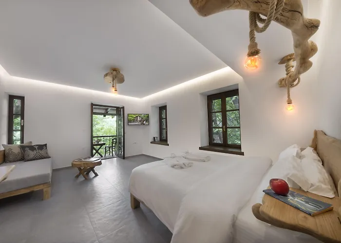 Palios Stathmos Pensiune 4*